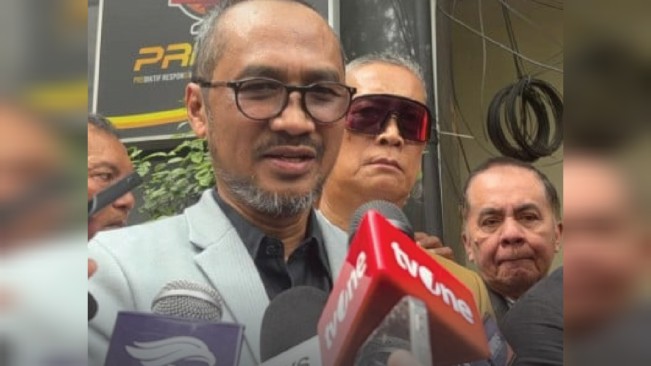 Abraham Samad diperiksa polisi. [Instagram]